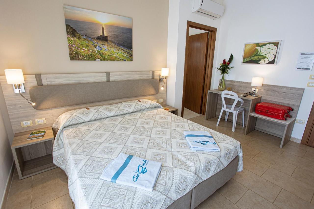 Aia Grande Bed & Breakfast Uggiano La Chiesa Exterior foto