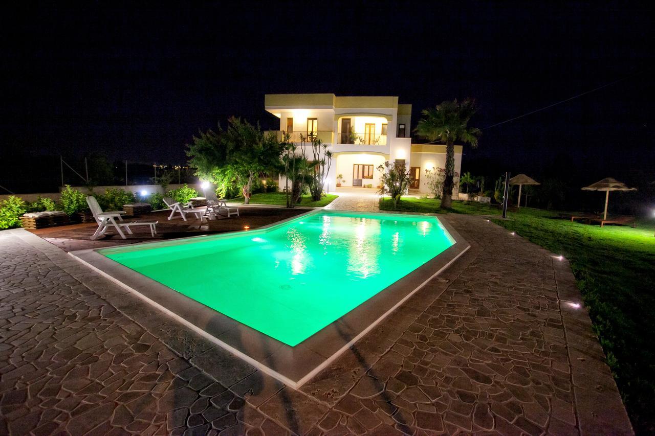 Aia Grande Bed & Breakfast Uggiano La Chiesa Exterior foto