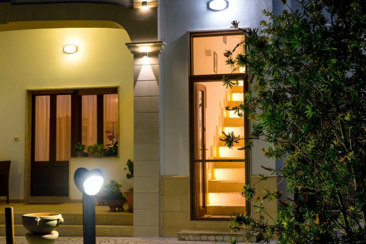 Aia Grande Bed & Breakfast Uggiano La Chiesa Exterior foto